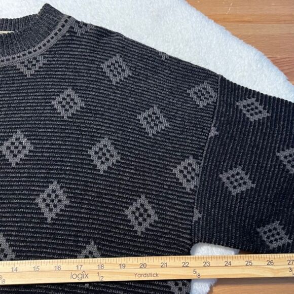 VTG Mondo di Marco Mens Black Gray Diamond Print Wool Blend Sweater Sz Medium - Picture 12 of 14